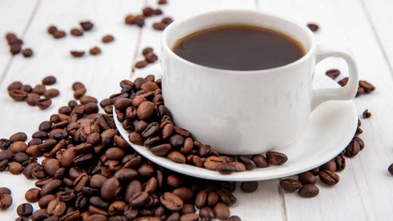 Benarkah Minum Kopi Setiap Hari Berbahaya? Ini Penjelasan Lengkapnya!